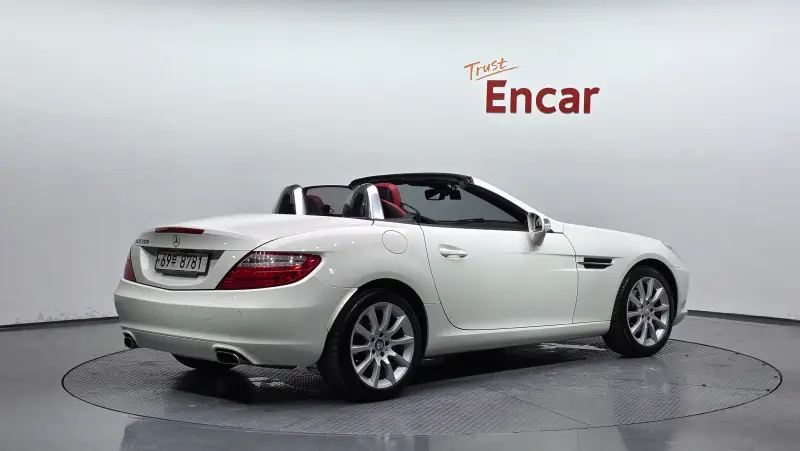 Mercedes-Benz SLK-Class