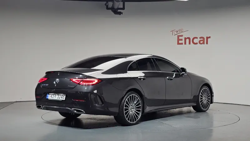Mercedes-Benz CLS-Class