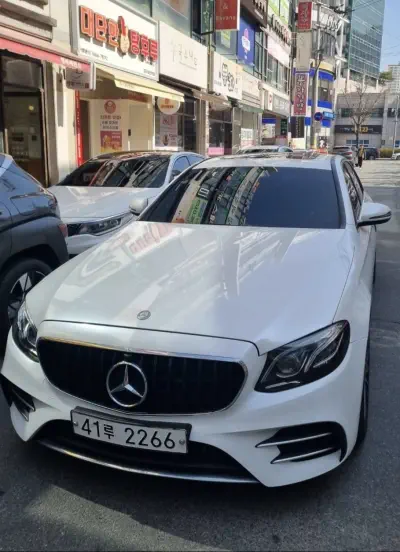 Mercedes-Benz E-Class