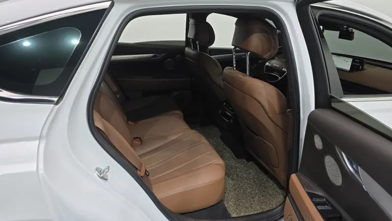 Genesis Electrified G80