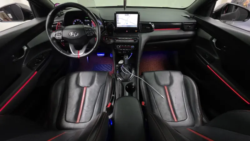 Hyundai Veloster