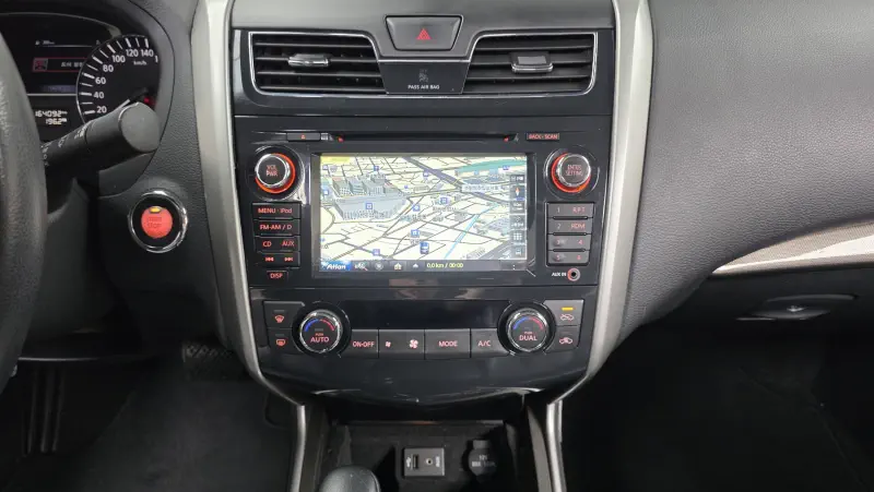 Nissan Altima