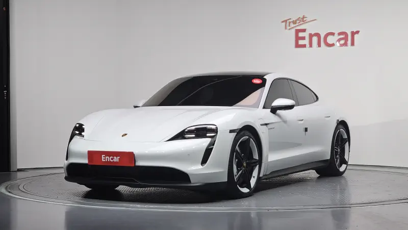 Porsche Taycan