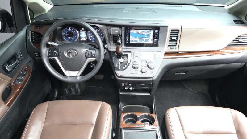Toyota Sienna
