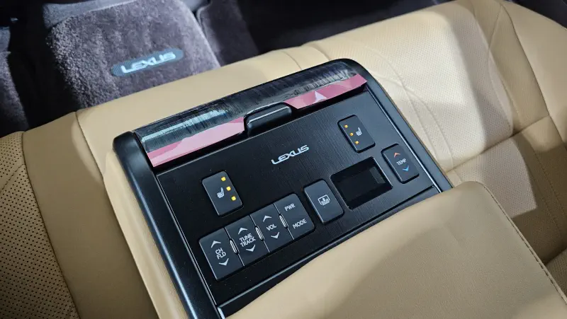 Lexus ES300h