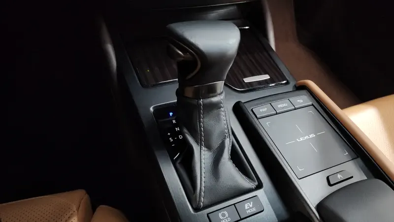 Lexus ES300h
