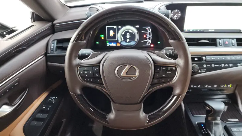 Lexus ES300h
