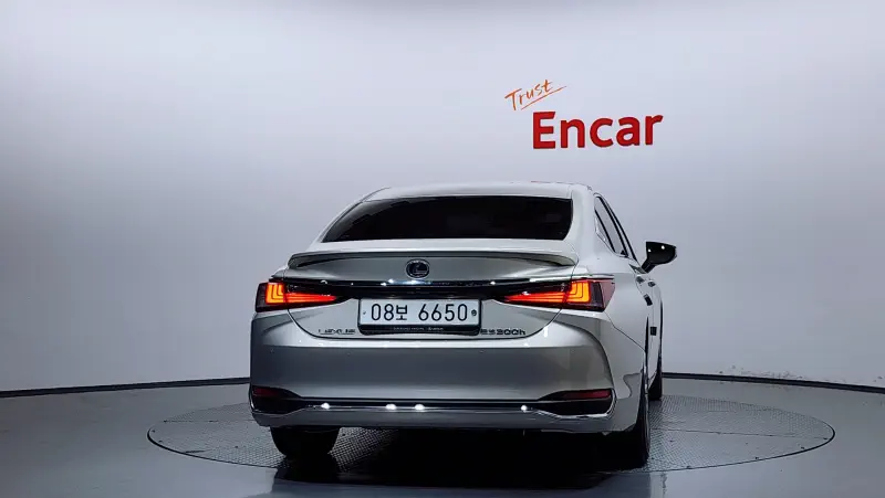 Lexus ES300h