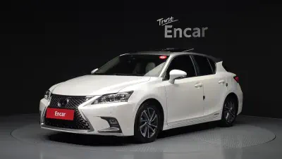 Lexus CT200h