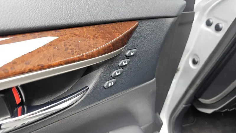 Lexus ES300h