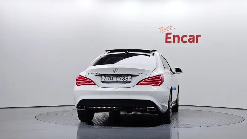 Mercedes-Benz CLA-Class