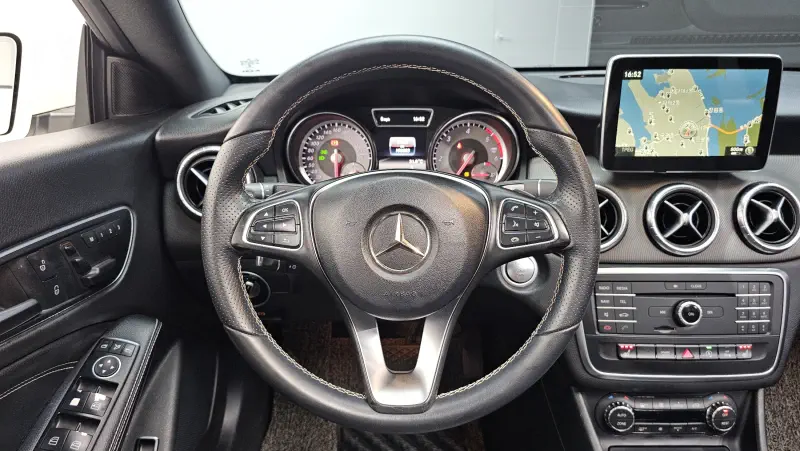 Mercedes-Benz CLA-Class