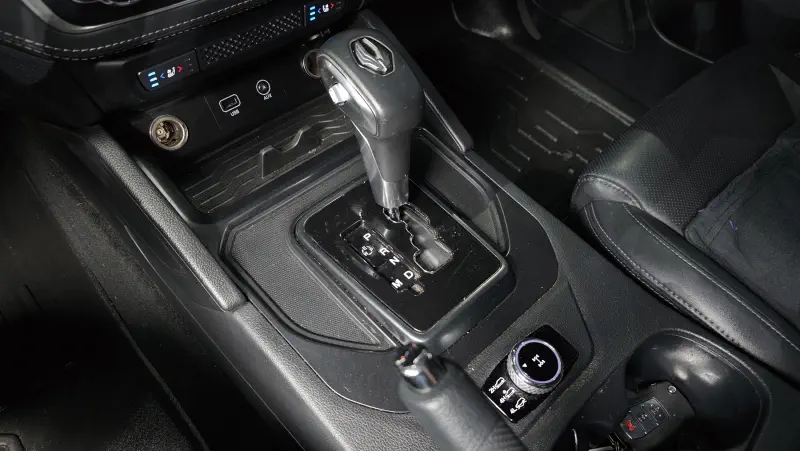 SsangYong Rexton Sports