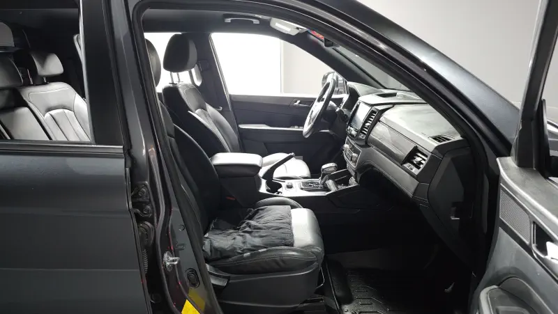 SsangYong Rexton Sports