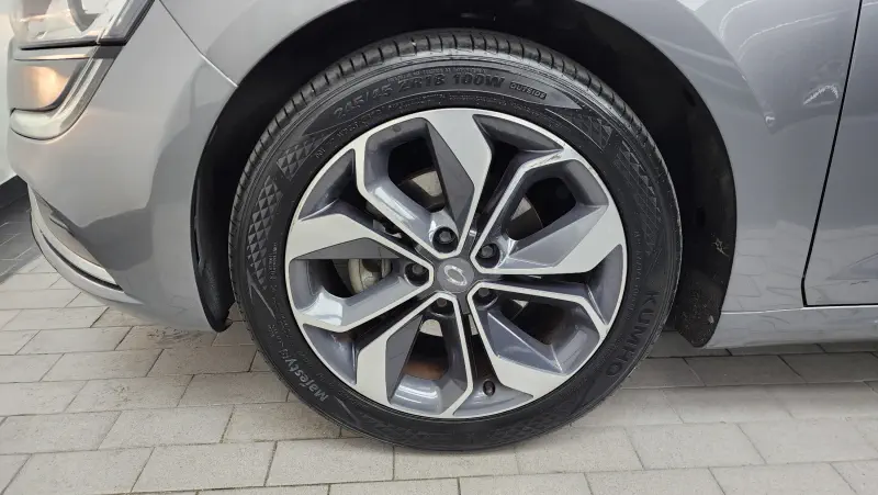 Renault Samsung SM6