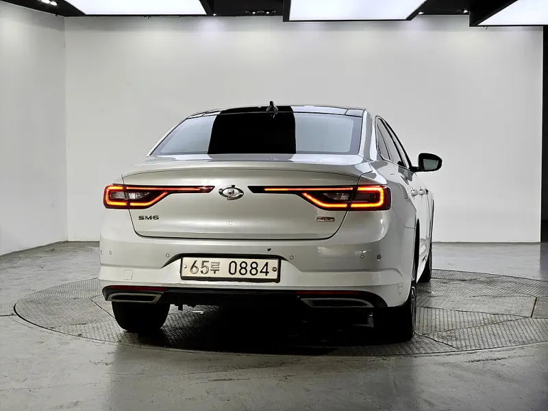 Renault Samsung SM6