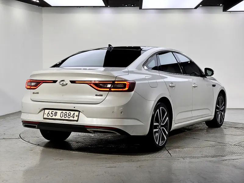 Renault Samsung SM6