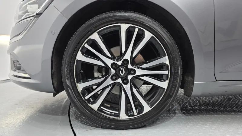 Renault Samsung SM6