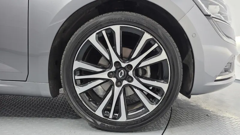 Renault Samsung SM6