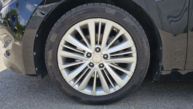 Hyundai Aslan