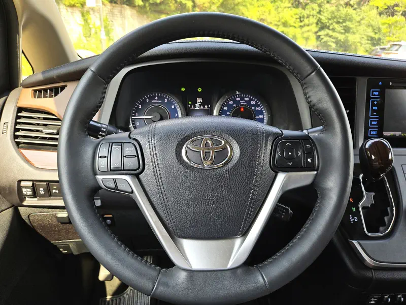 Toyota Sienna