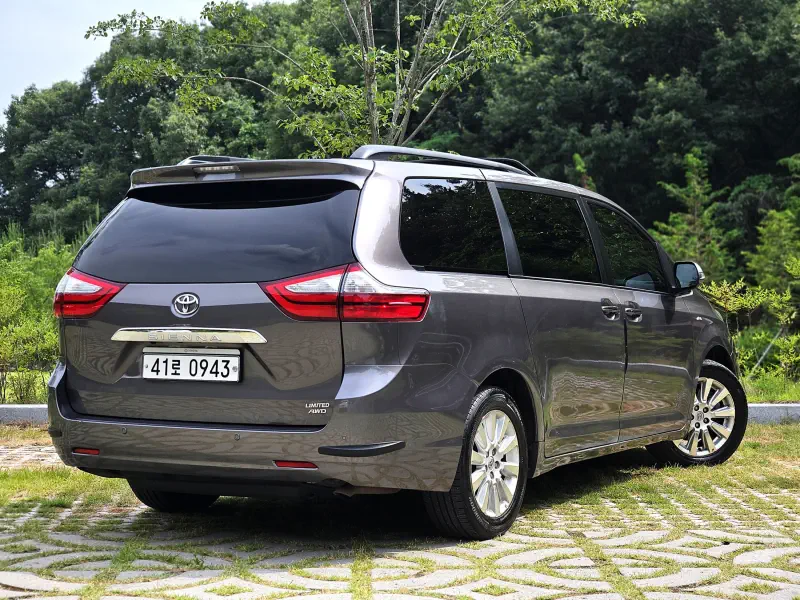 Toyota Sienna