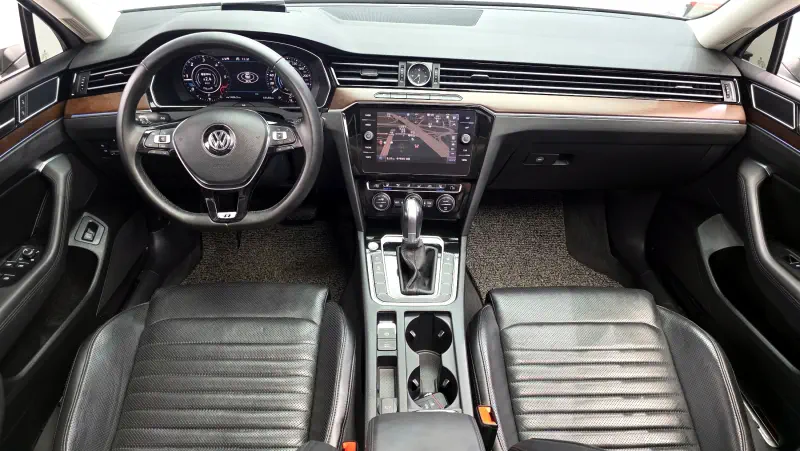 Volkswagen Passat GT