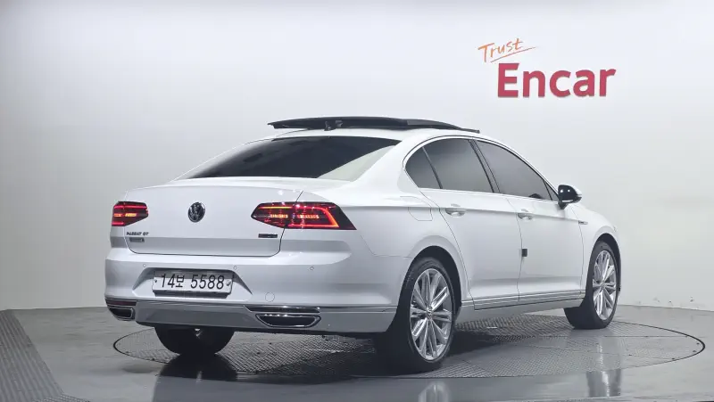 Volkswagen Passat GT