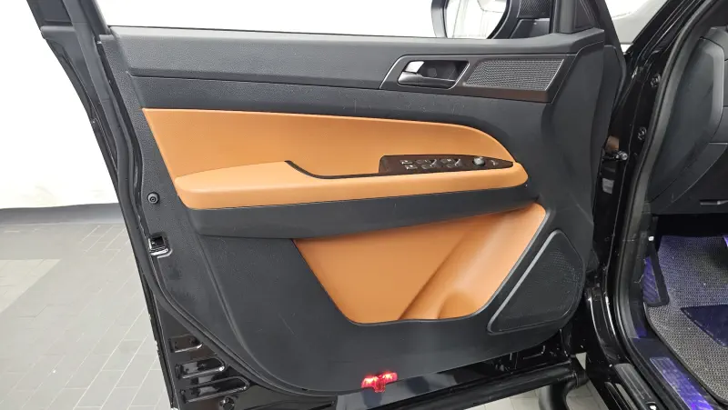 SsangYong Rexton Sports Khan