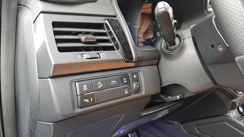 SsangYong Rexton Sports Khan