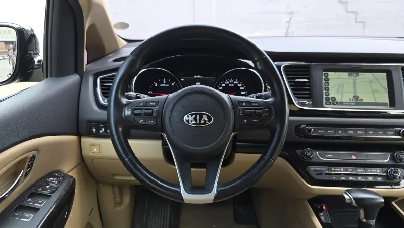 Купить Kia Carnival Gyeonggi из Кореи