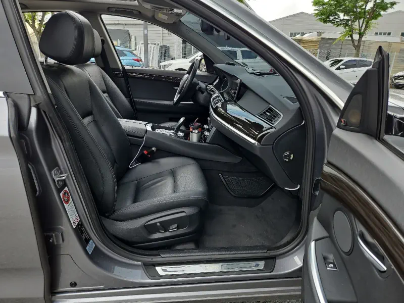 BMW 5-Series Gran Turismo