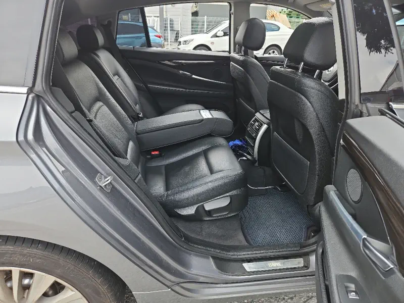 BMW 5-Series Gran Turismo