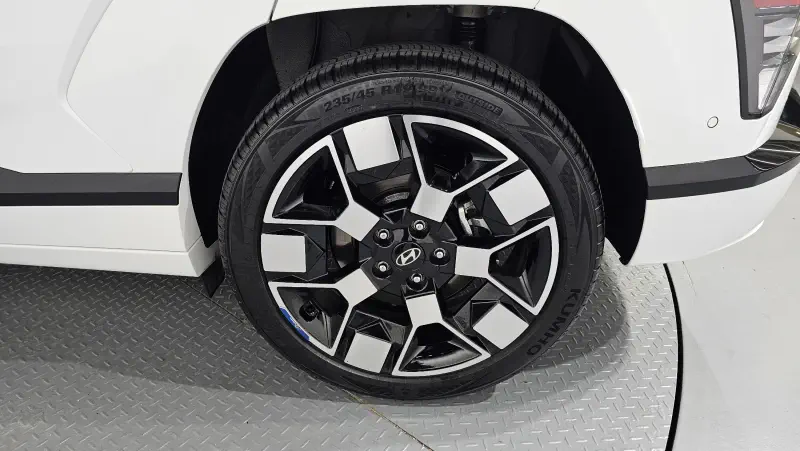 Hyundai Kona Electric