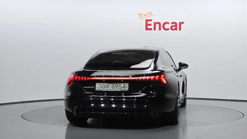 Audi e-tron GT