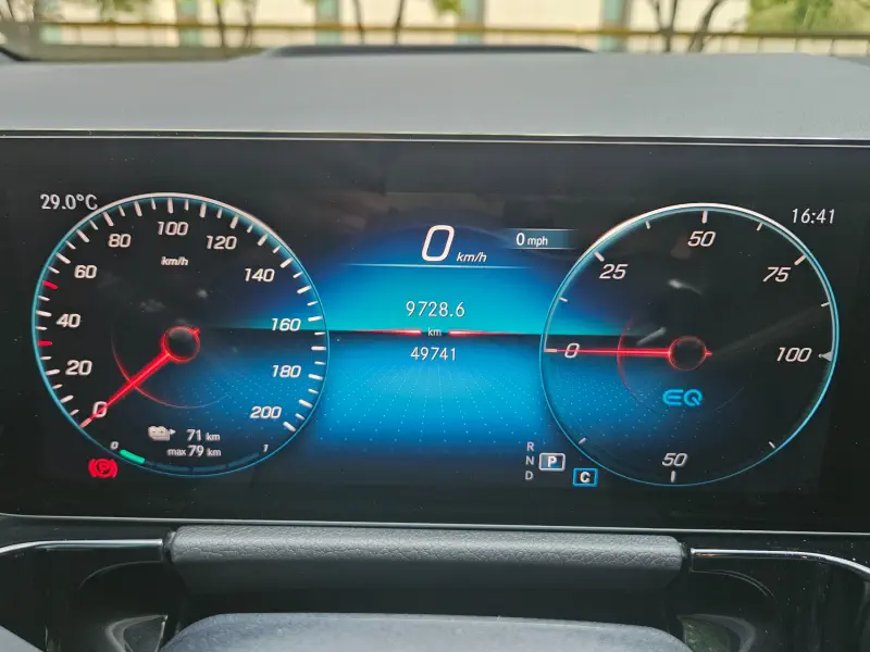 Mercedes-Benz EQA