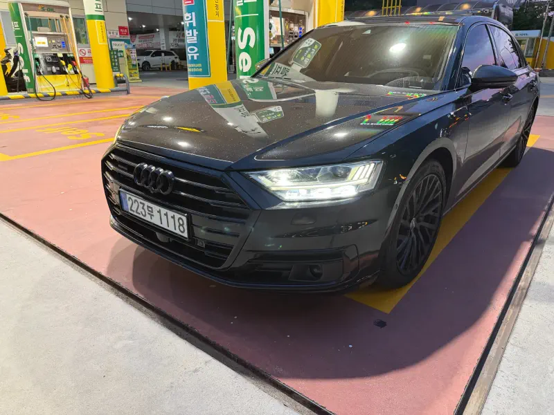 Audi A8