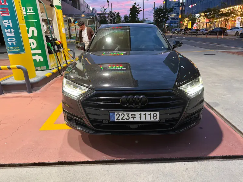 Audi A8