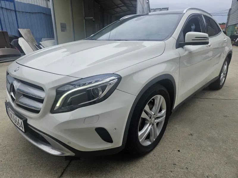 Mercedes-Benz GLA-Class