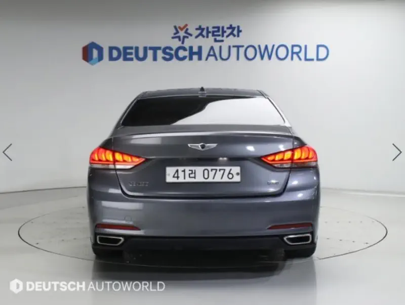 Hyundai Genesis