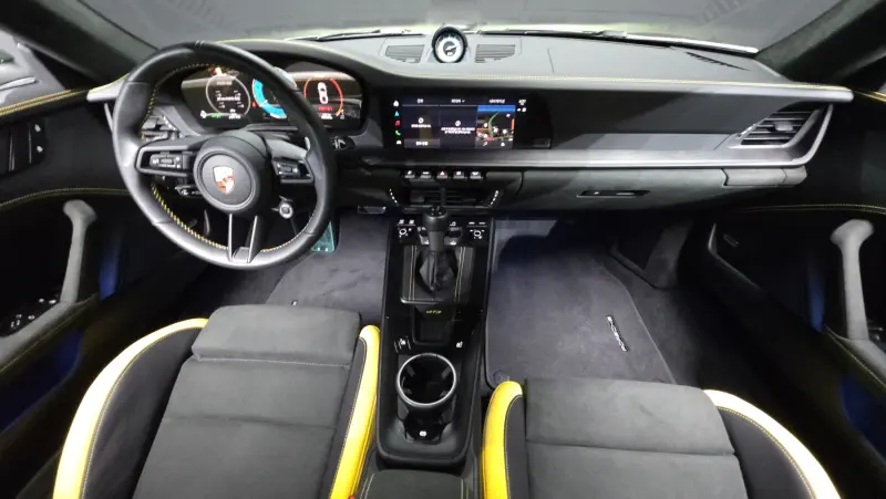 Porsche 911