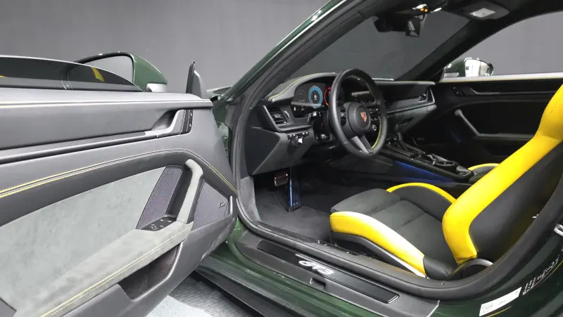 Porsche 911