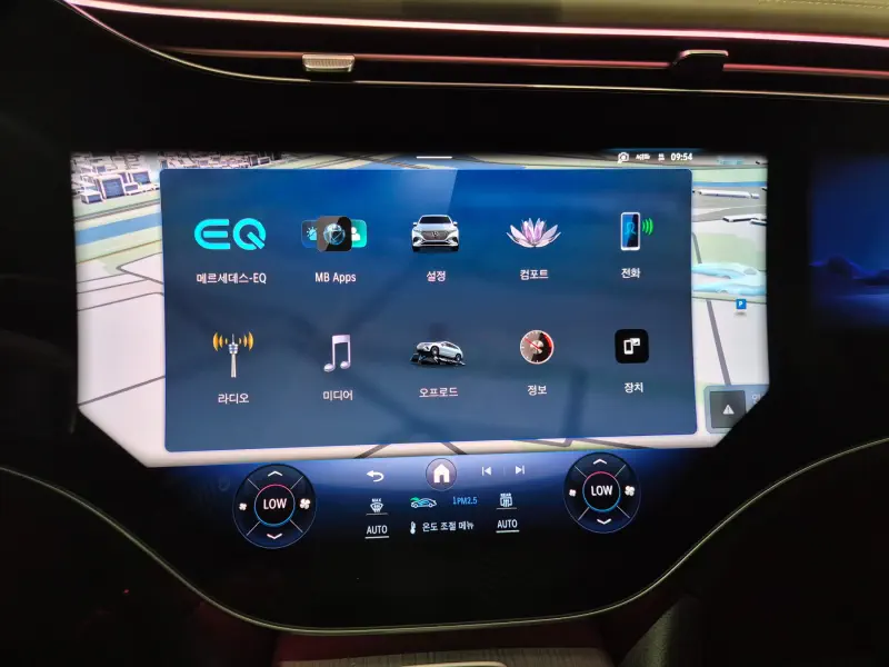 Mercedes-Benz EQS SUV