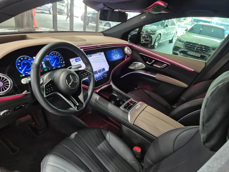 Mercedes-Benz EQS SUV