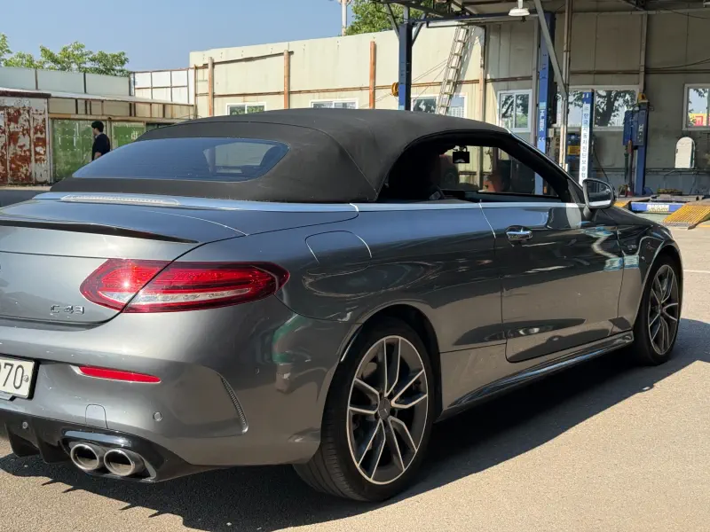Mercedes-Benz C-Class
