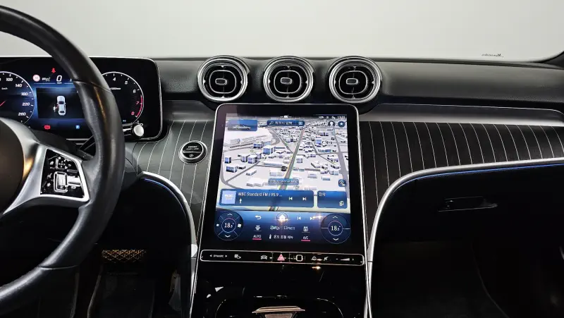 Mercedes-Benz C-Class