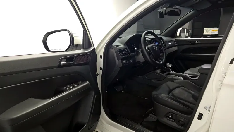 SsangYong Rexton Sports
