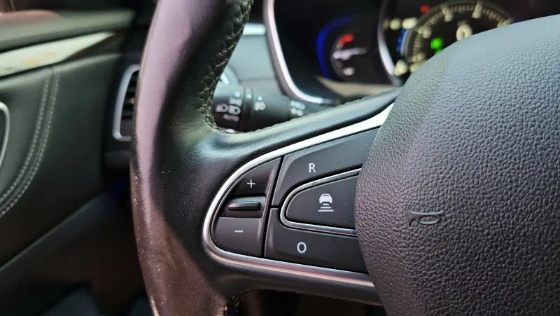 Renault Samsung SM6