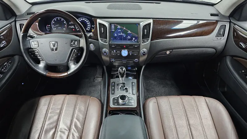 Hyundai Equus