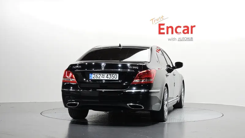 Hyundai Equus